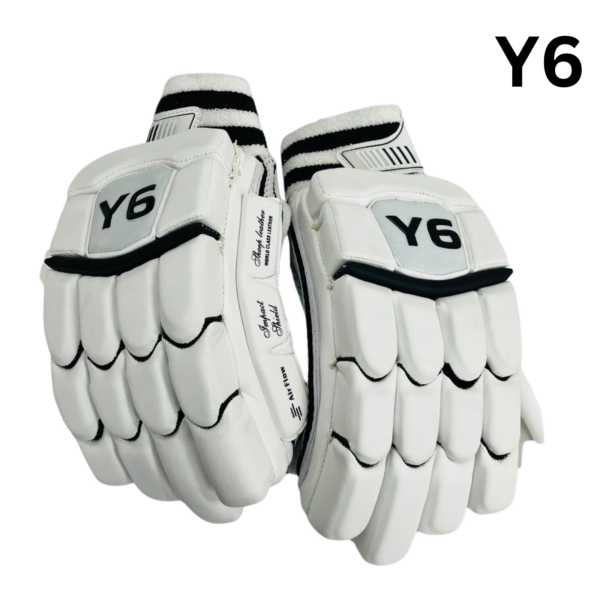Full Sausage Fingers - Y6 Cricket glove